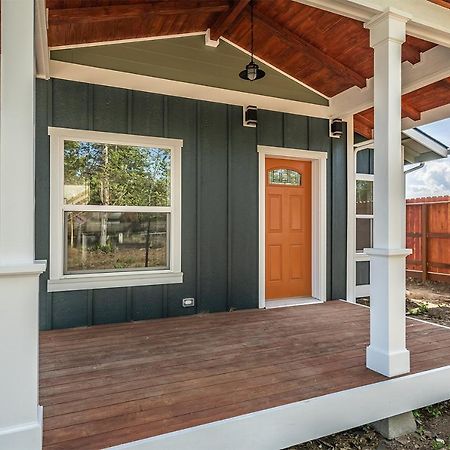 Comfortable Jacksonville House Медфорд Екстериор снимка