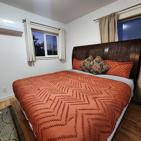 Comfortable Jacksonville House Медфорд Екстериор снимка