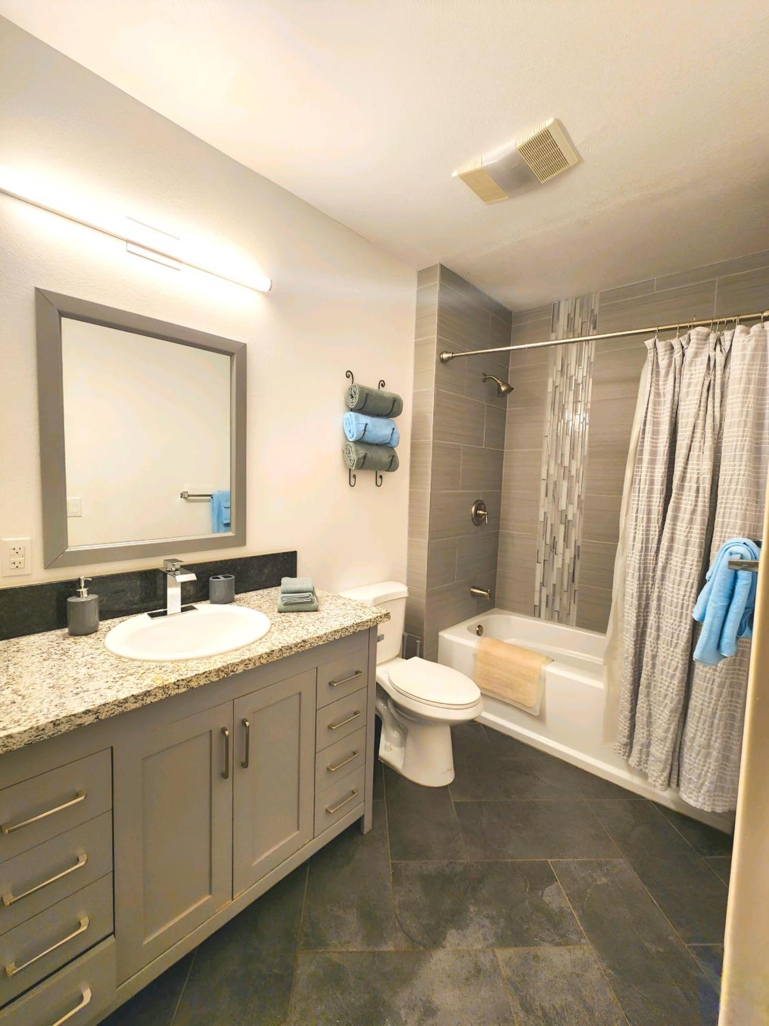 Comfortable Jacksonville House Медфорд Екстериор снимка